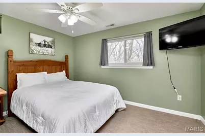 1319 Oak Borough Drive, Ballwin, MO 63021 - Photo 50