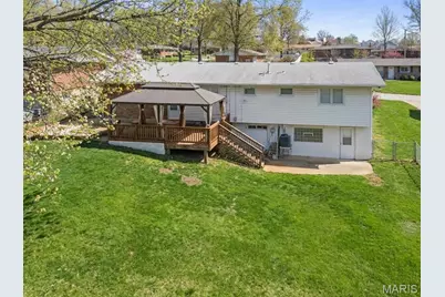 3588 Eileen Ann Drive, Saint Louis, MO 63129 - Photo 2