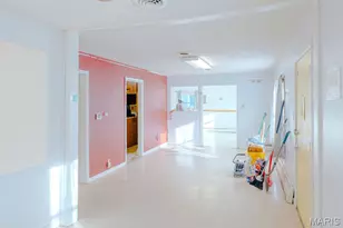274 Starhawk St, Bourbon, MO 65441 - Photo 8