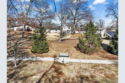 10 Barbre Court, Webster Groves, MO 63119 - Photo 36