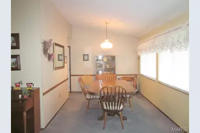 1540 Hialeah Place, Florissant, MO 63033 - Photo 4