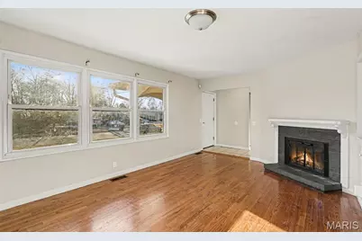 3115 Wellington Drive, Florissant, MO 63033 - Photo 4