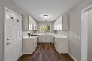 961 Briarwood Ln, University City, MO 63130 - Photo 14