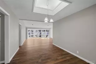 961 Briarwood Ln, University City, MO 63130 - Photo 10