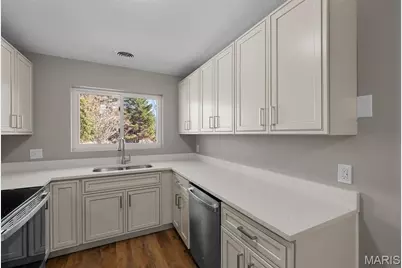 961 Briarwood Lane, University City, MO 63130 - Photo 16