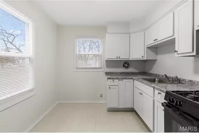 55 La Venta Drive, Florissant, MO 63031 - Photo 8