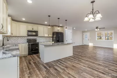 331 S Sloan Street, Lebanon, MO 65536 - Photo 14