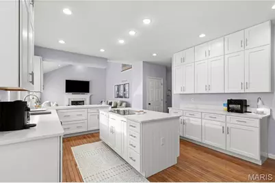 1118 Kiefer Ridge Court, Ballwin, MO 63021 - Photo 16