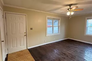 285 E Oak St, Saint Clair, MO 63077 - Photo 2