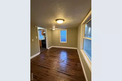 285 E Oak Street, Saint Clair, MO 63077 - Photo 6