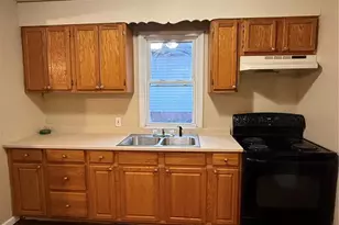 285 E Oak St, Saint Clair, MO 63077 - Photo 4