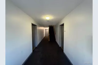 19 Berview Circle #B, Saint Louis, MO 63129 - Photo 4