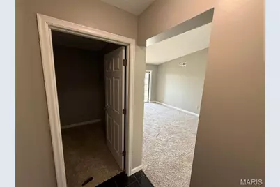 19 Berview Circle #B, Saint Louis, MO 63129 - Photo 6