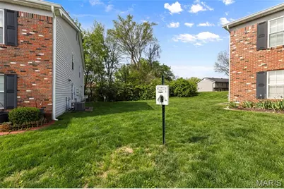 19 Berview Circle #B, Saint Louis, MO 63129 - Photo 18