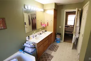 9990 Koester Springs Rd, French Village, MO 63036 - Photo 12