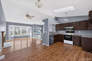 1526 Athens Dr, Saint Peters, MO 63376 - Photo 8