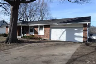 1835 Ardmore Dr, Florissant, MO 63033 - Photo 4