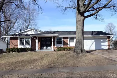 1835 Ardmore Drive, Florissant, MO 63033 - Photo 2