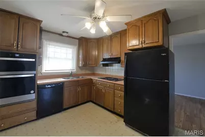 1835 Ardmore Drive, Florissant, MO 63033 - Photo 14