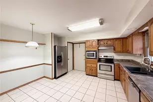 566 Country Ln, Sullivan, MO 63080 - Photo 6