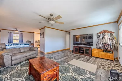 28345 Sapphire Drive, Richland, MO 65556 - Photo 14