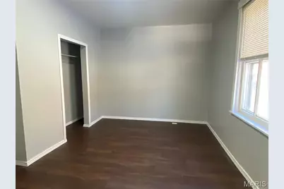 8539 Robin Avenue, Saint Louis, MO 63147 - Photo 8