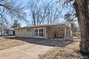 9226 Bataan Dr, Saint Louis, MO 63134 - Photo 2
