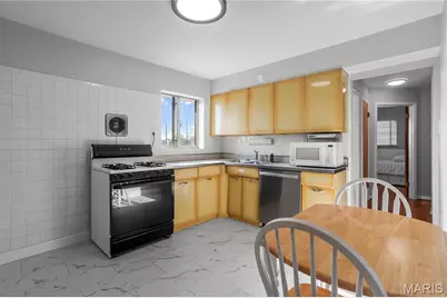 424 Tiffany Drive, Saint Louis, MO 63123 - Photo 6