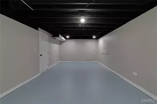 10430 Castle Dr, Saint Louis, MO 63136 - Photo 22