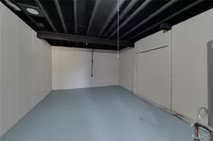 10430 Castle Dr, Saint Louis, MO 63136 - Photo 24