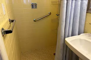 7654 Paragon Cir, Grantwood Village, MO 63123 - Photo 24