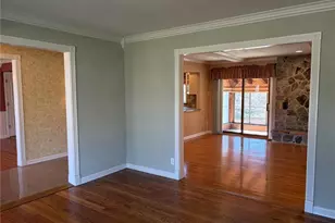 7654 Paragon Cir, Grantwood Village, MO 63123 - Photo 8