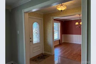 7654 Paragon Circle, Grantwood Village, MO 63123 - Photo 6