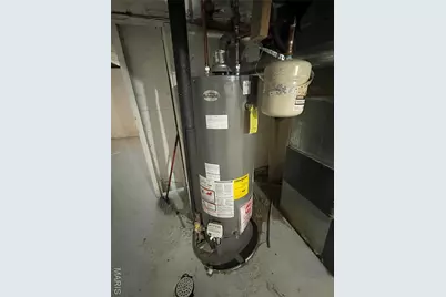 2708 Old Hanley, Saint Louis, MO 63114 - Photo 32