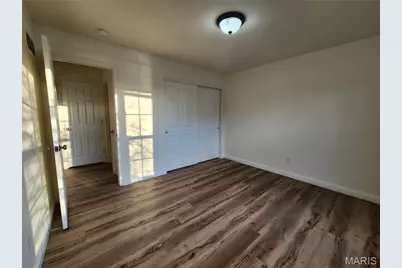 3642 Candlewyck Green Court, Florissant, MO 63034 - Photo 32