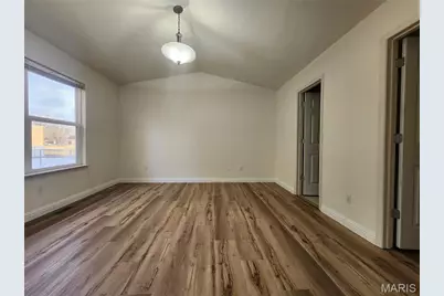 3642 Candlewyck Green Court, Florissant, MO 63034 - Photo 10