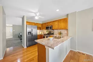 5014 Nicholas Ridge Dr, Saint Louis, MO 63129 - Photo 4