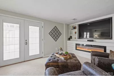 2113 Cherrycove Court, Maryland Heights, MO 63043 - Photo 22