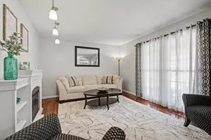 2113 Cherry Cove Ct, Maryland Heights, MO 63043 - Photo 6