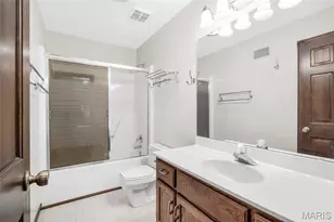 3439 Bluff View Dr, Saint Charles, MO 63303 - Photo 36