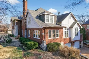 7298 Greenway Ave, University City, MO 63130 - Photo 2