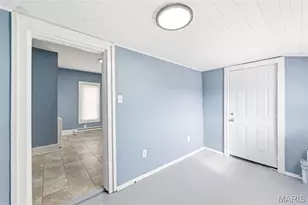 202 N 3rd St, Elsberry, MO 63343 - Photo 22