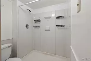 9850 Monarch Dr, Saint Louis, MO 63136 - Photo 18