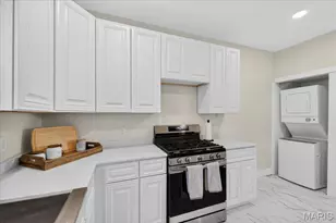 2743 Ellendale Ave, Saint Louis, MO 63143 - Photo 8