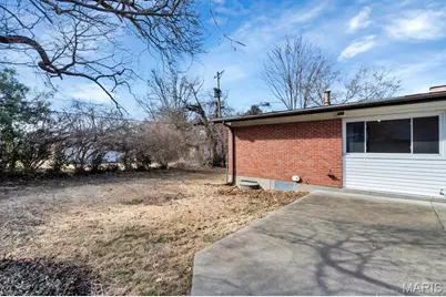 2620 Belair Terrace, Florissant, MO 63033 - Photo 32