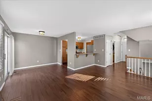 16250 Lea Oak Ct, Chesterfield, MO 63017 - Photo 8