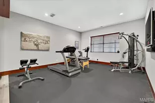 317 N Central Ave, Clayton, MO 63105 - Photo 38