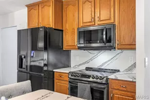 1042 Parkwatch Dr, Ballwin, MO 63011 - Photo 12