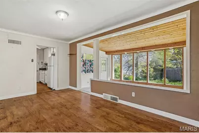 634 Warrenton Drive, Saint Louis, MO 63122 - Photo 10