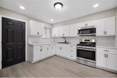 5533 Donbar Drive, Saint Louis, MO 63121 - Photo 6